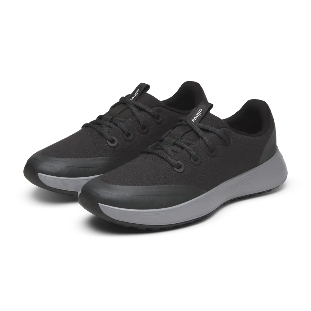 A10995_24Q4_Runner_Protect_Dark_Grey_Medium_Grey_PDP_PAIR_3Q-1000×1000-1.webp