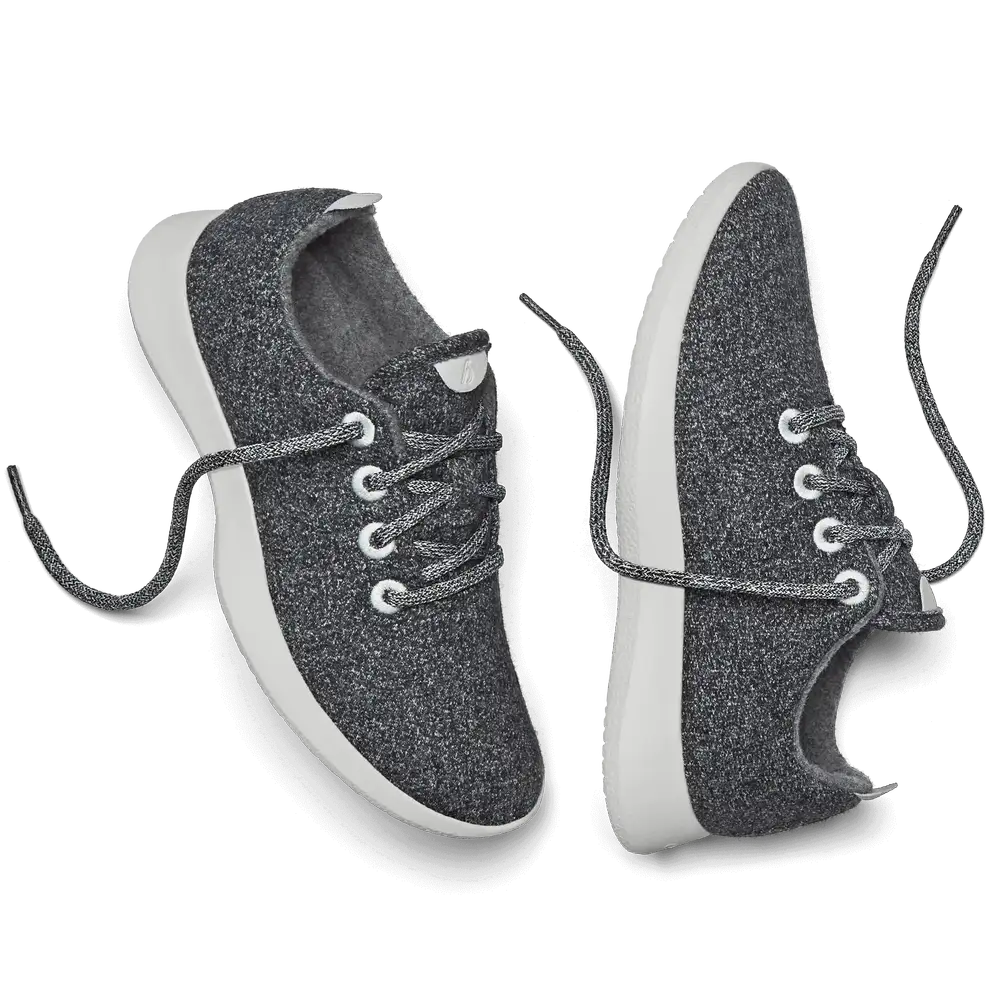 WR3WNCW_SHOE_PAIR_GLOBAL_WOMENS_WOOL_RUNNER_GREY_LIGHT_GREY_2be0b4d0-f172-4190-8b76-cfa53b5799ed.webp
